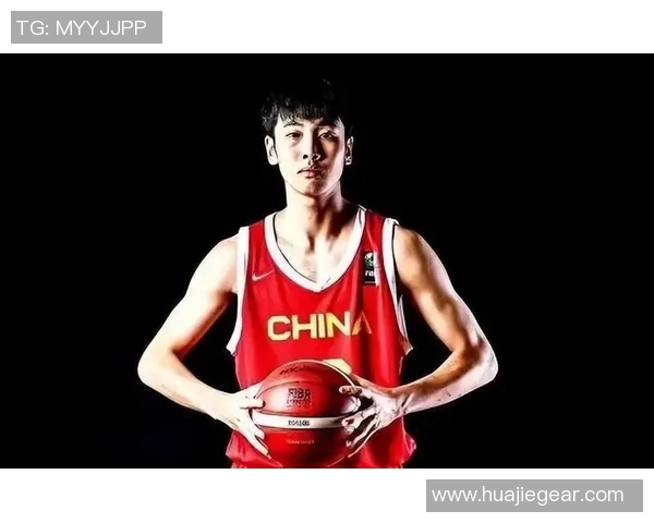 张明星篮球：从校园到职业的奋斗之路与成长故事